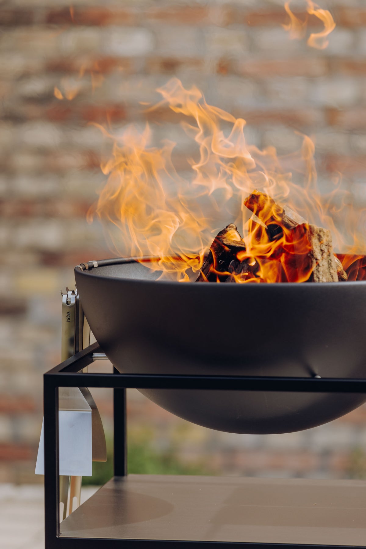 Fire Kitchen BBQ med Höfats Bowl 57 udekøkken