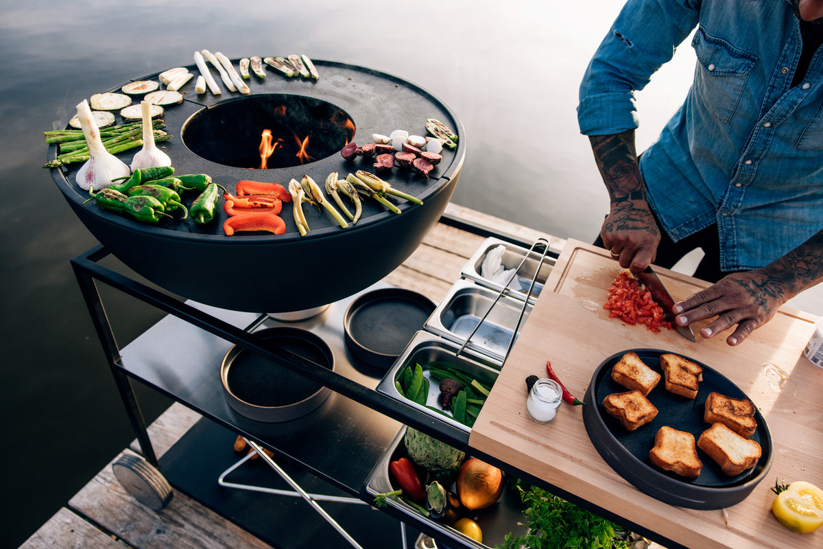 Fire Kitchen BBQ med Höfats Bowl 70 udekøkken