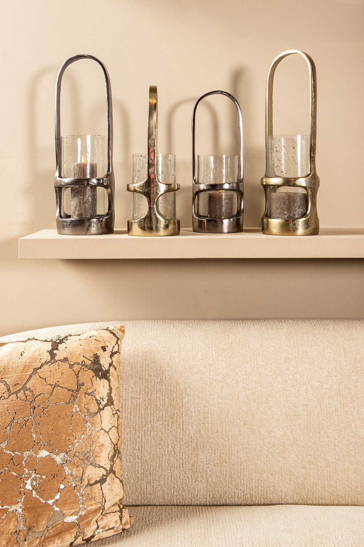 Lanterne Rahana S - 14 x 14 x 40 cm - Aluminium - Guld PTMD