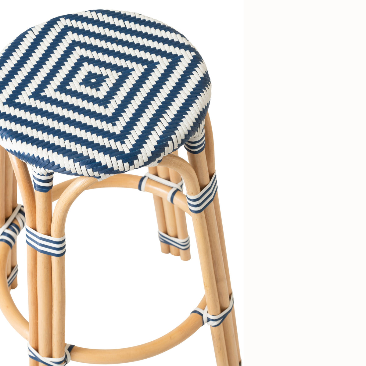 Udendørs barstol Geo rund rattan blå/hvid J-Line