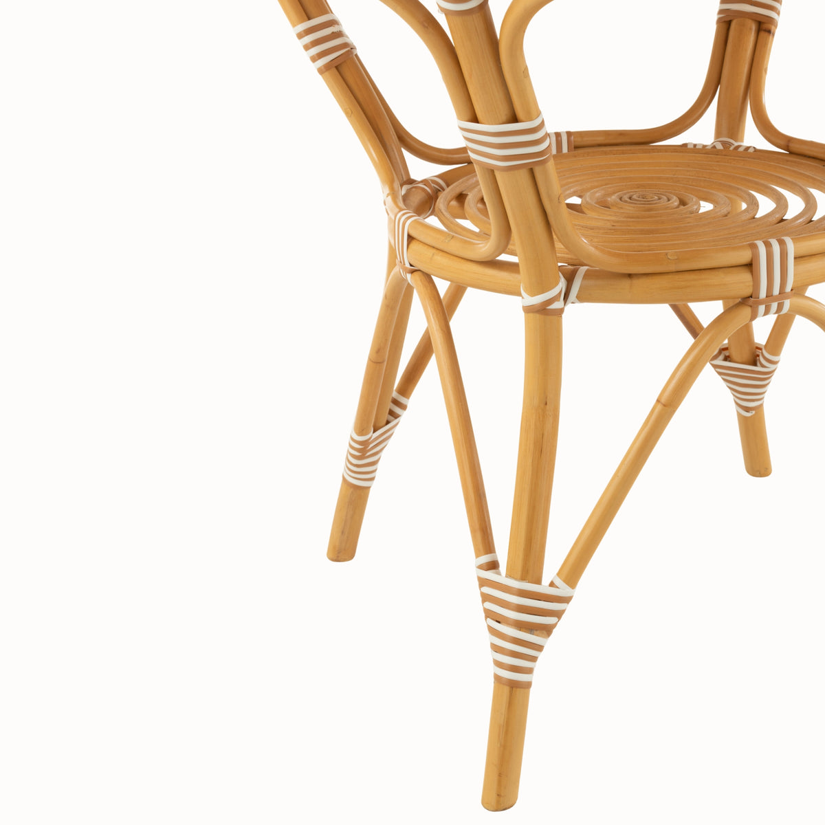 Spisebord i rattan, beige/hvid – J-Line