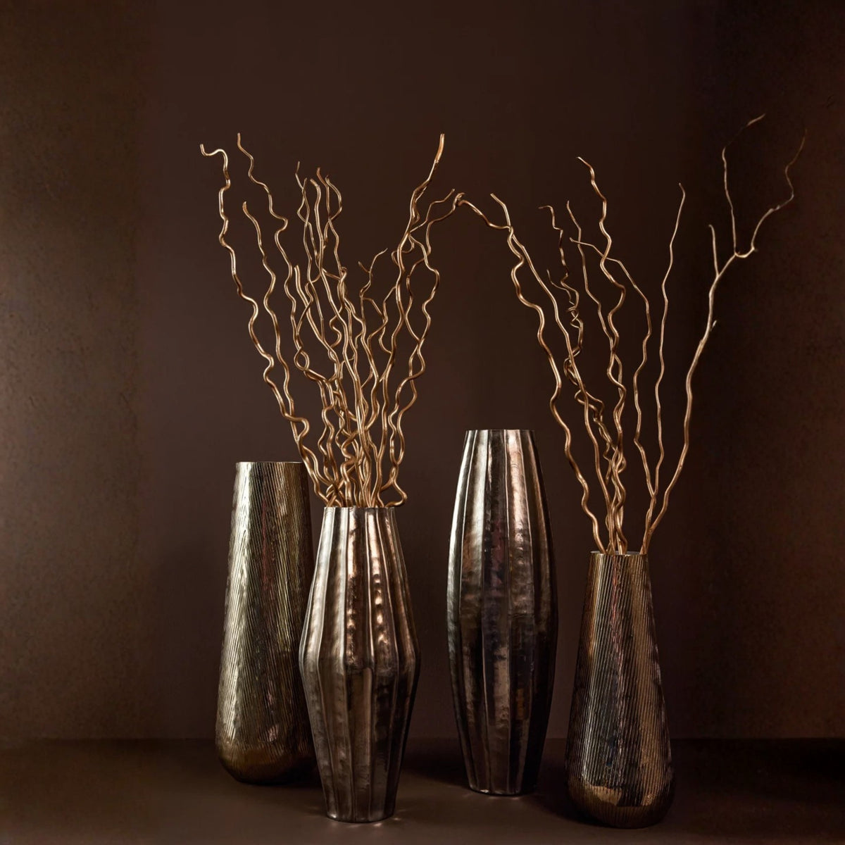 Vase i aluminium, guld, lille – J-Line