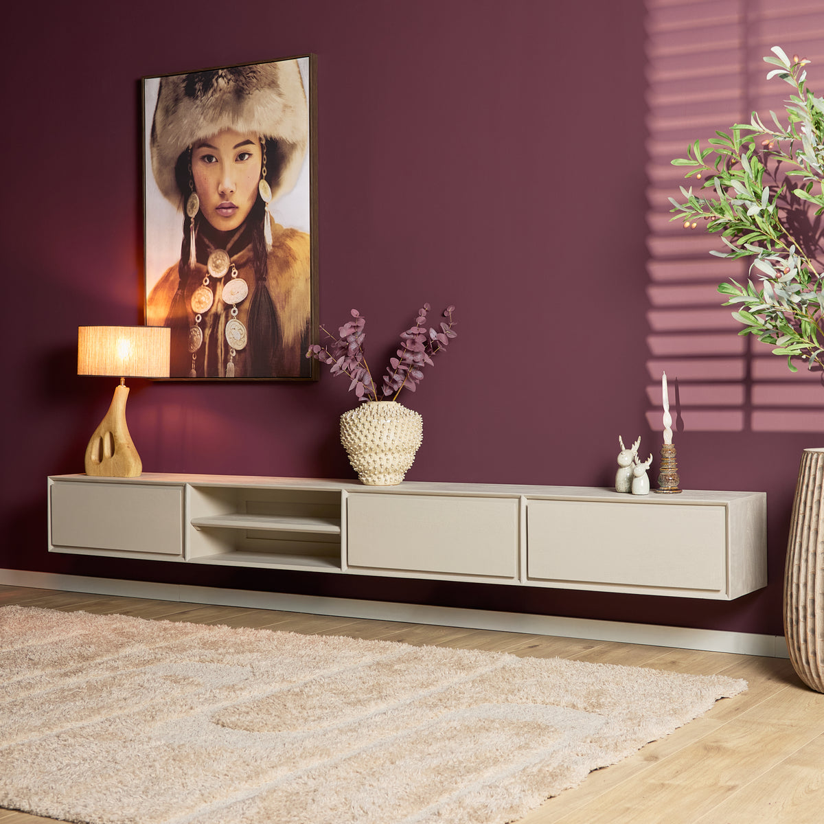 Svævende tv-møbel Ambiance i naturligt mangotræ, 120 cm, Starfurn