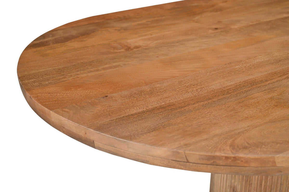 Sevilla eettafel Pecan van Livingfurn, afmetingen L220cm x B100cm x H76cm