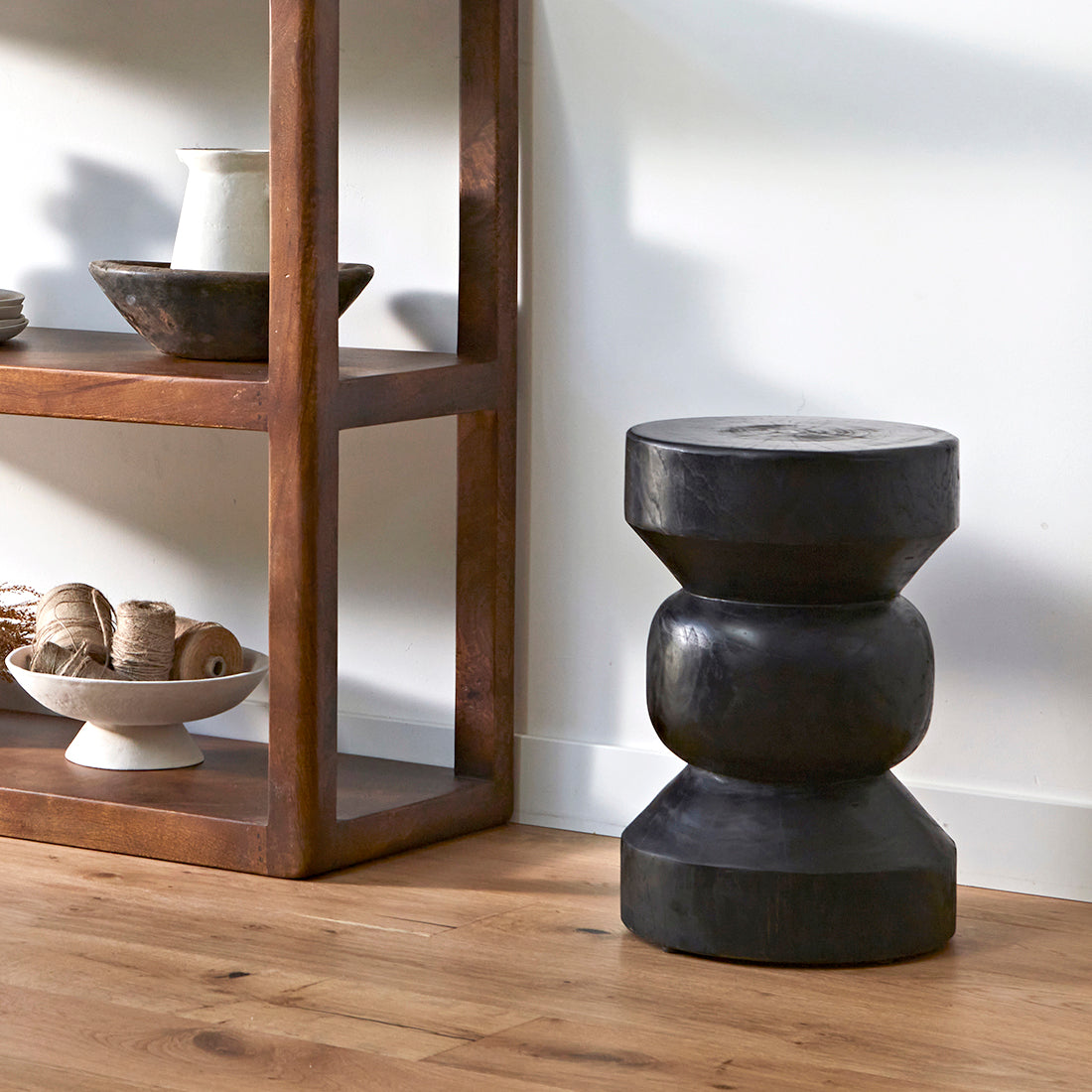Forma sidebord Ritari, sort, Raw Materials