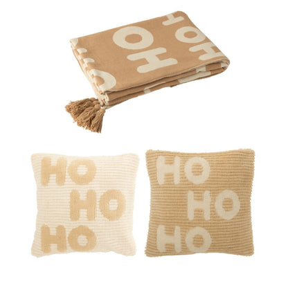 Julepakke med plaid og julepuder HoHoHo beige/hvid J-Line