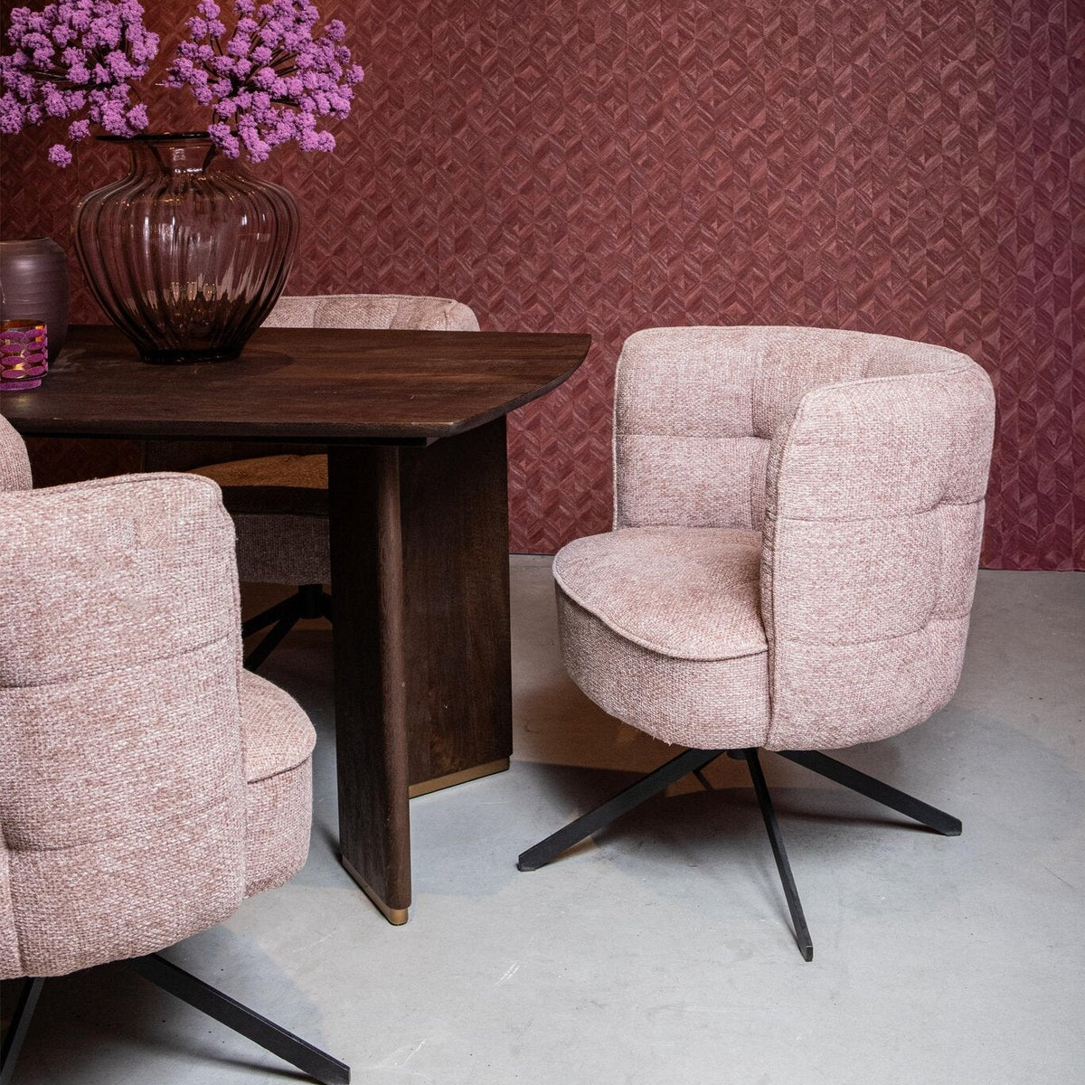 Odin Pink spisebordsstol Legacy 14 flamingo med sorte ben PTMD