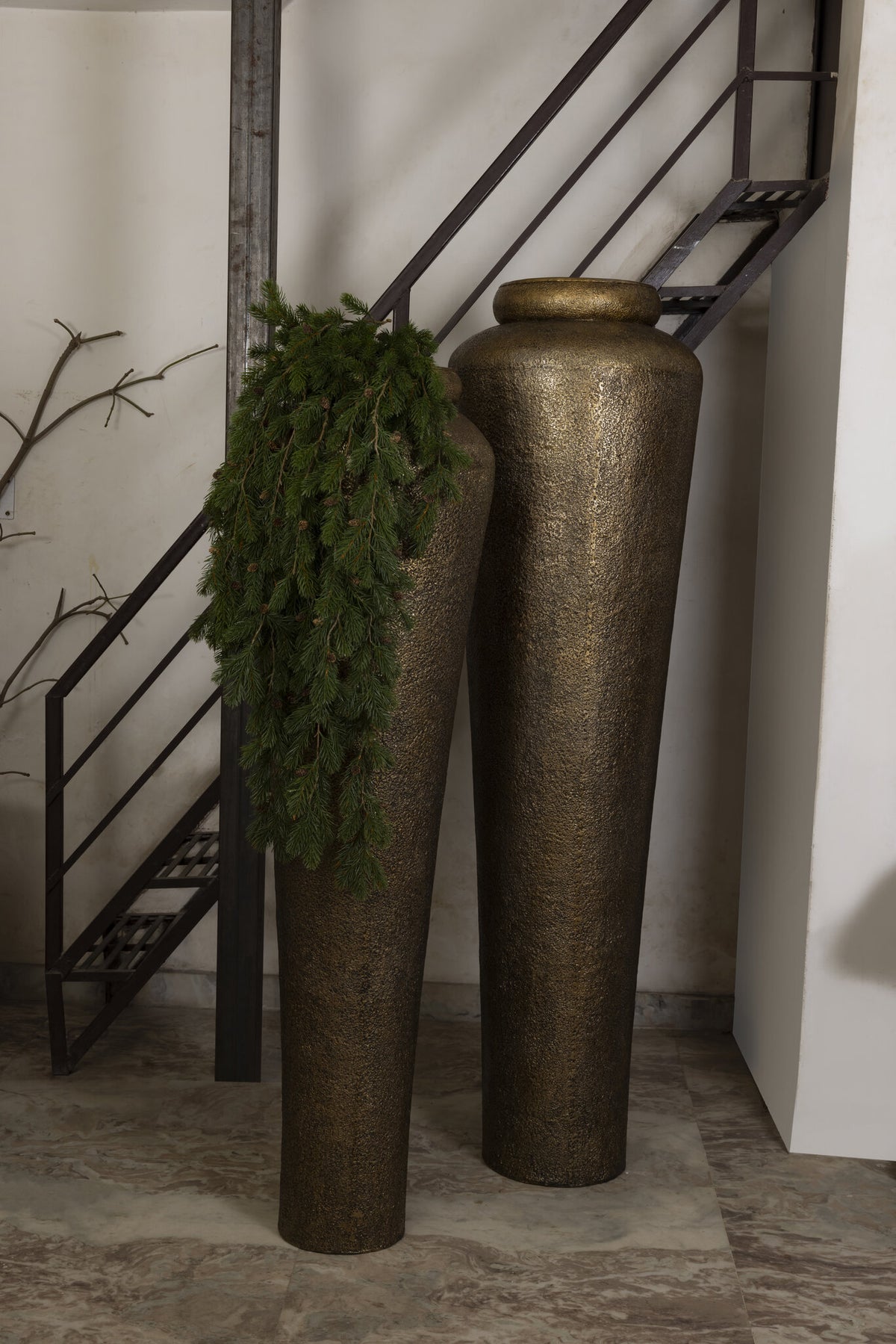 Plantepotte Zavir - 50x50x173 cm - Aluminium - Guld PTMD