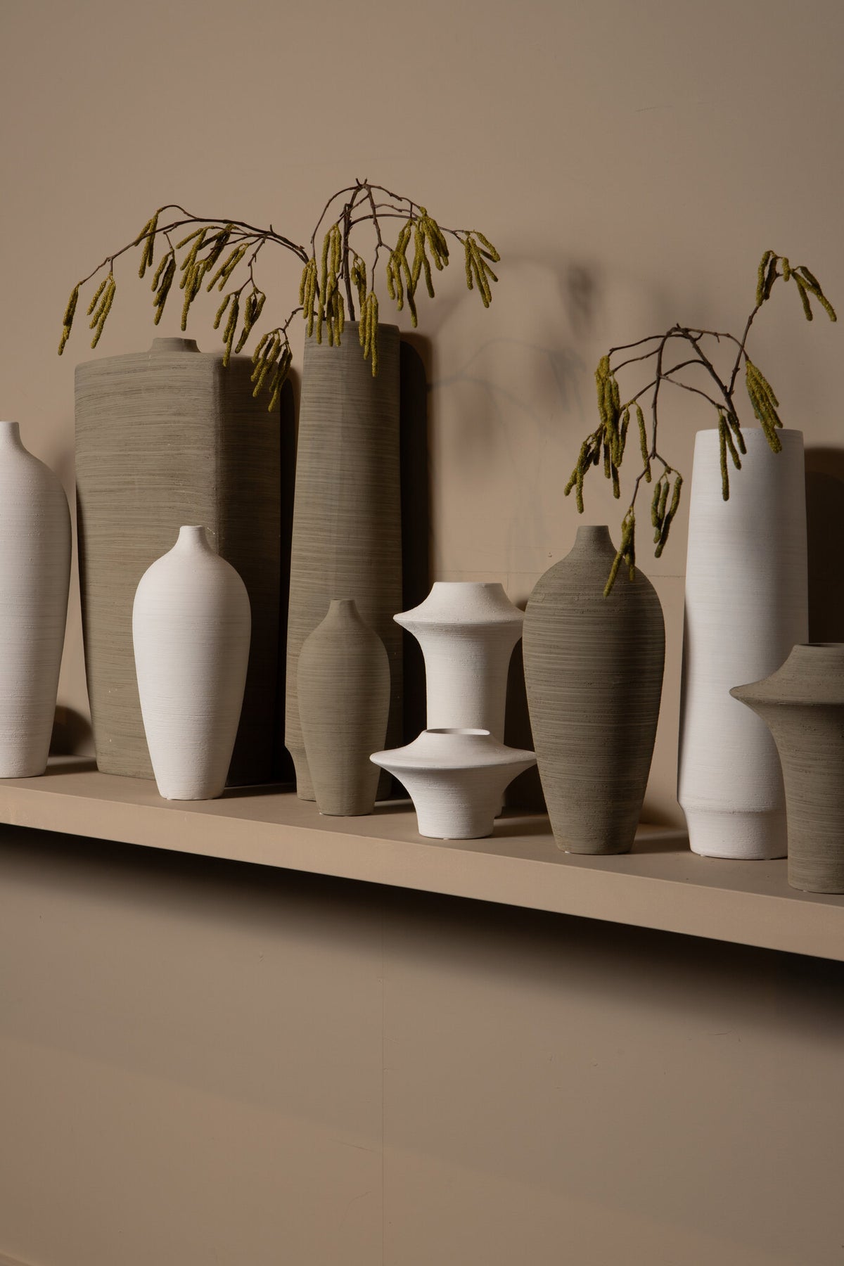 Flaskevase Cavinn Keramik Beige Ø15cm x H35cm PTMD