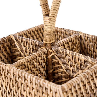 Bestikholderen i rattan nr. 4, naturlig brun, Bazar Bizar
