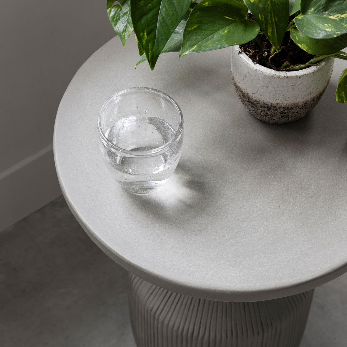 MUST Living sidebord Flora Olive