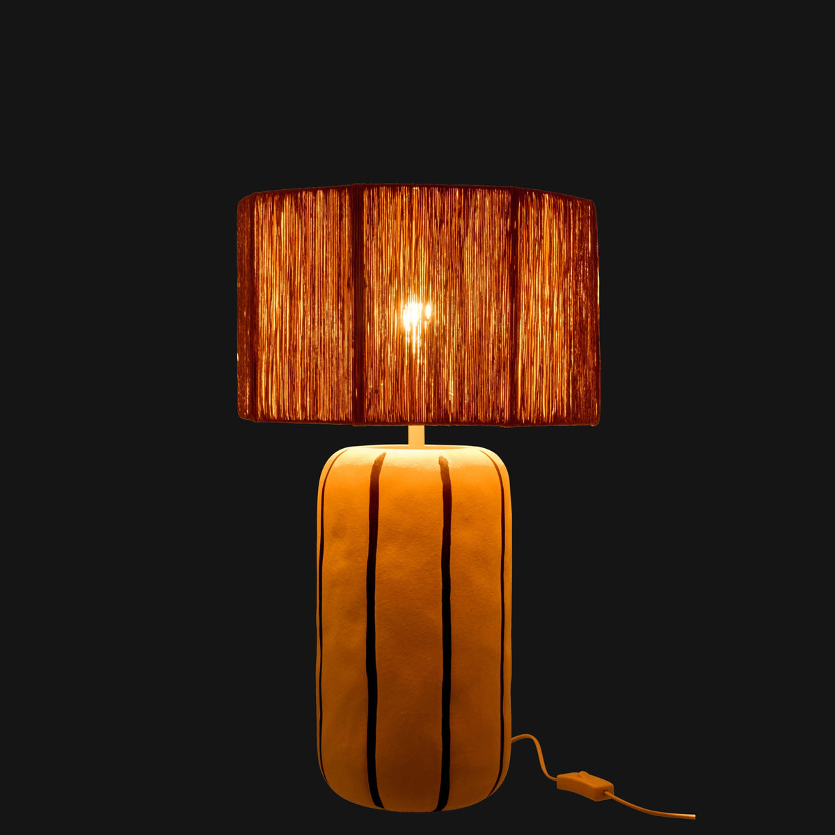 Bordlampe Nistret Keramik Sort/Hvid J-Line