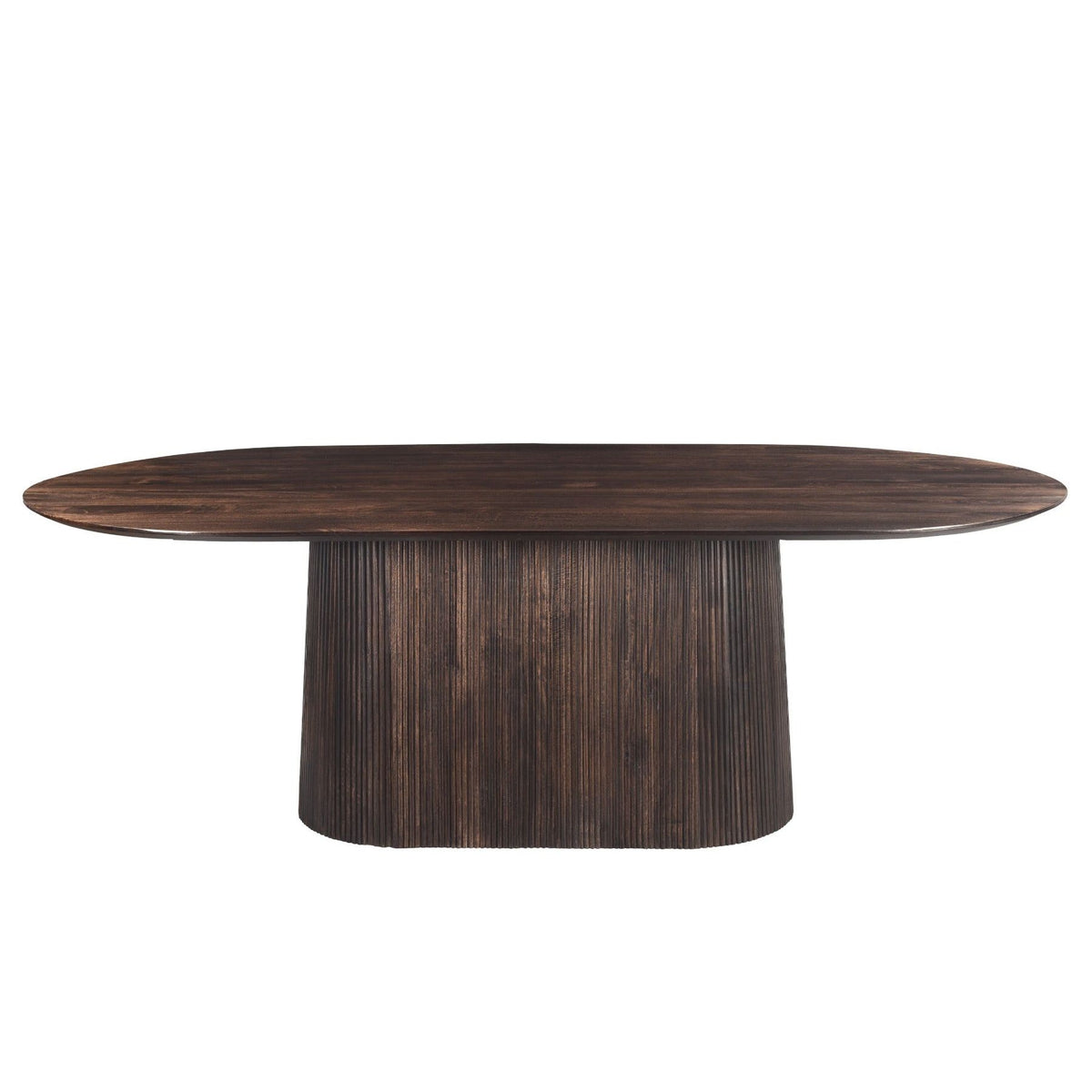 Vooraanzicht van de ovale Salvator eettafel in Walnut met twee geribbelde voeten