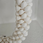 Ornament Indonesische Schelpenketting Bulan Wit - Pole To Pole - Ornament - Pole To Pole - livinglovely.nl
