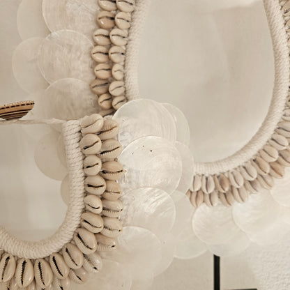 Ornament Indonesische Schelpenketting J37 - Pole To Pole - Ornament - Pole To Pole - livinglovely.nl