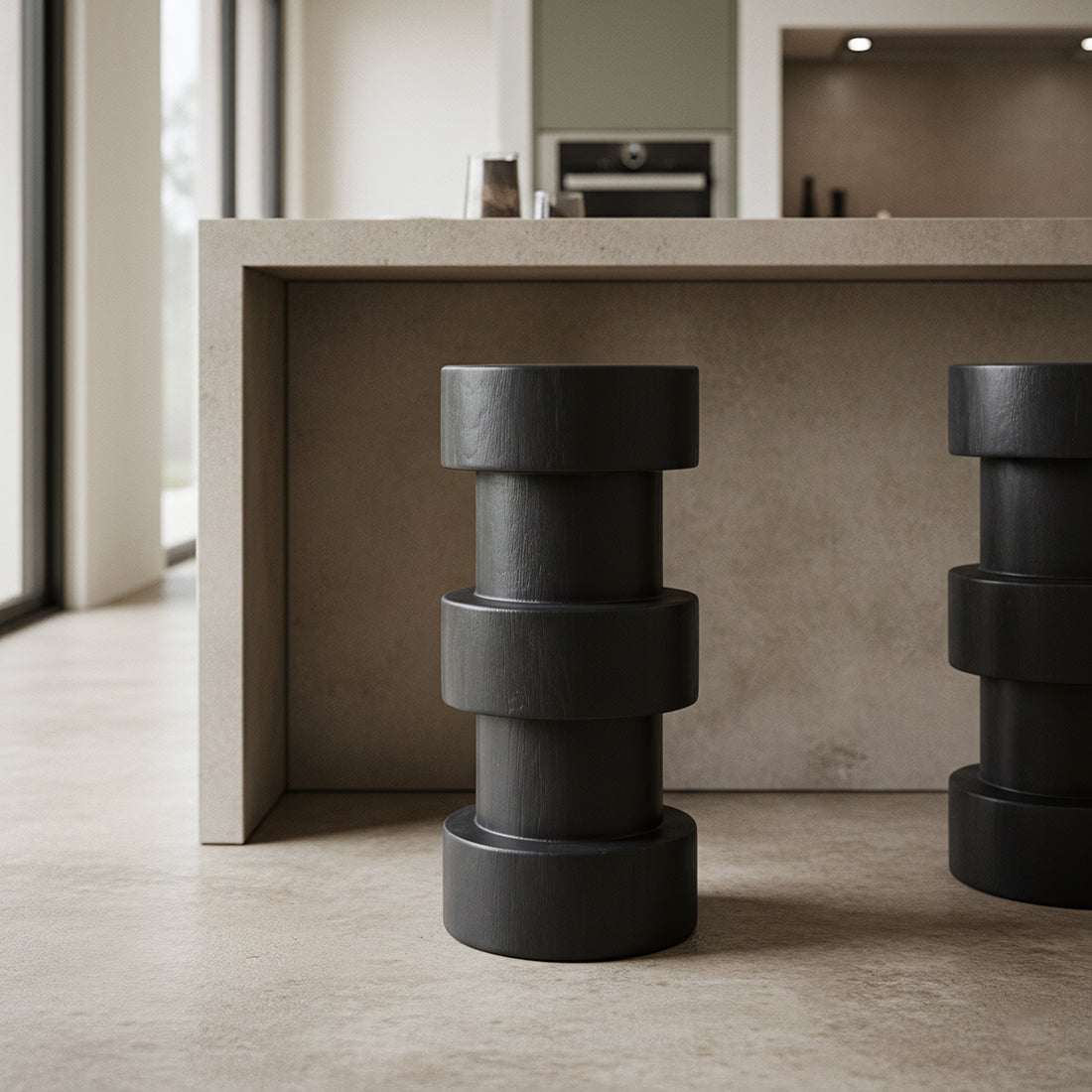 Forma barstol Totoma sort råmaterialer