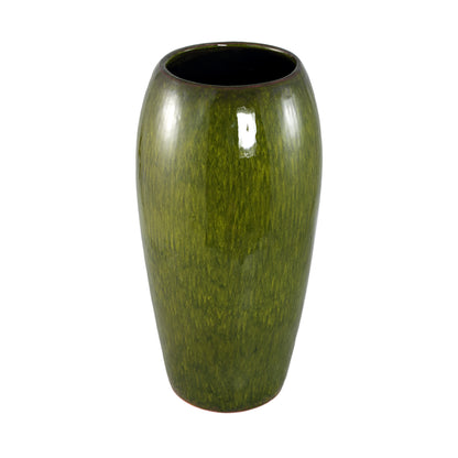 Tamica Dark Green Ceramic Pot M van PTMD, detail van de gladde donkergroene keramiekafwerking