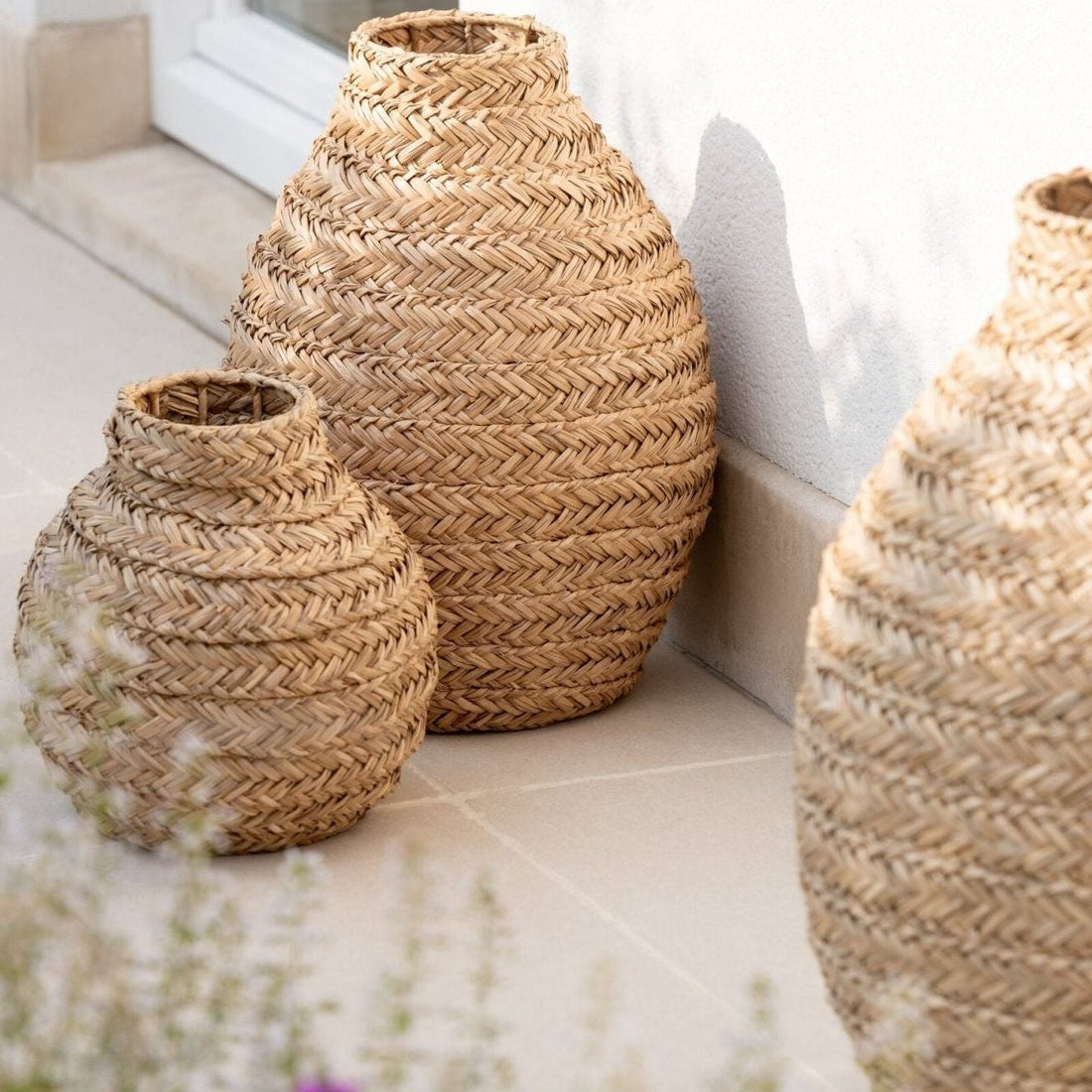 Vase i naturflettet søgræs, stor, J-Line